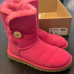 UGG Bailey Button Fruit Punch Pink